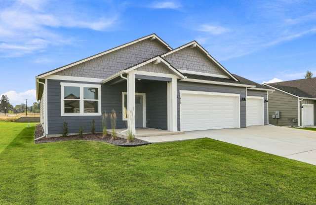 Modern 4-Bedroom Home with a 3-Car Garage & Covered Patio Gallery 2