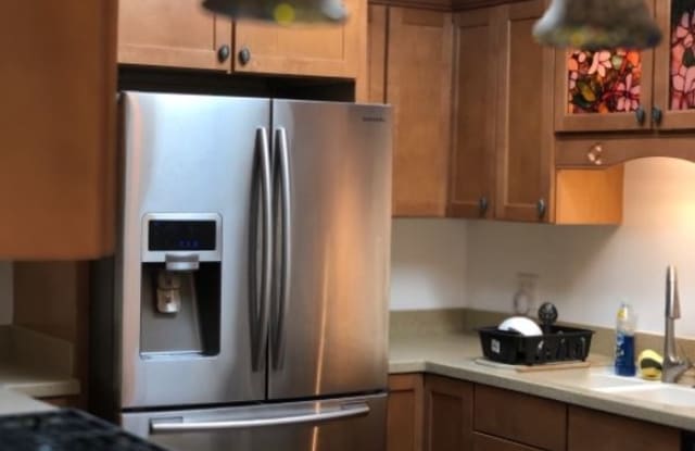 5322 W 119 Place 1020 - 5322 W 119th Pl, Del Aire, CA 90304