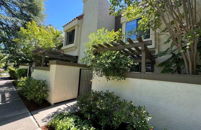 2 bedrooms, both w/attached baths, laundry in unit  Central heat  A/C! - 519 Pimlico Court, Walnut Creek, CA 94597