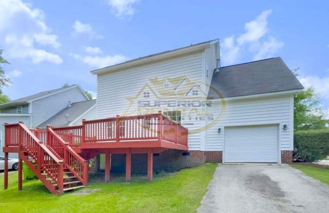 124 Pickwick Drive Gallery 4