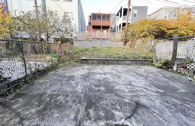 216 Princeton St. photos photos