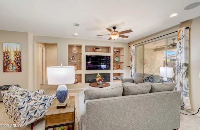 26781 W Oraibi Dr Gallery 4