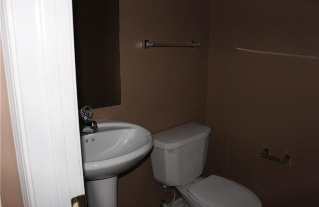 4051 Weston Pointe Drive Gallery 4