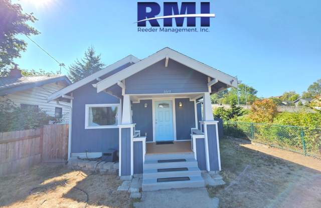 Updated 2 bedroom in the heart of Bremerton! Gallery 4