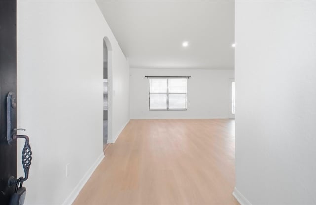 2808 JEBIDIAH Court Gallery 3