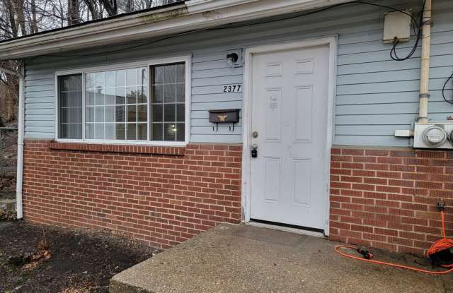 2365 Newton St photos photos