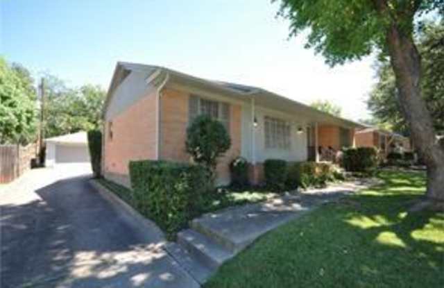 11712 Cimarec Street Gallery 2