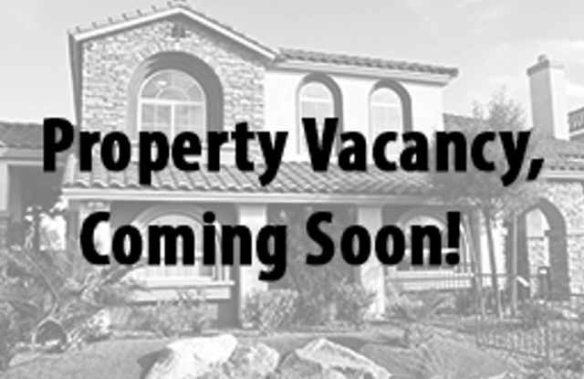 Gorgeous 3bed / 2bath home nestled in a great area! photos photos