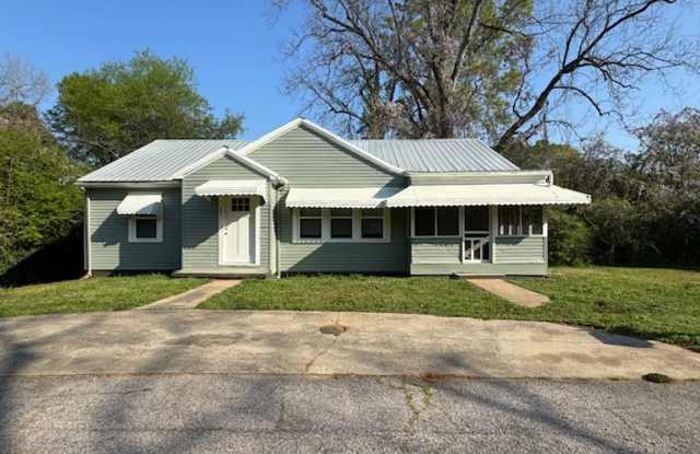 505 East 5th Street photos photos