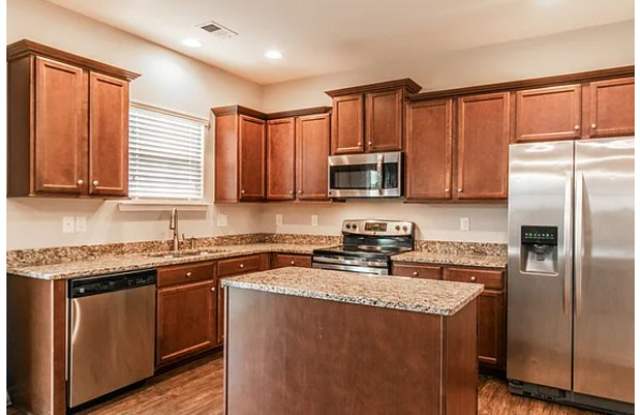 217 Hartleigh Dr Gallery 2