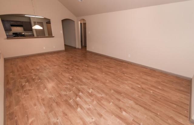 2442 Gibbs Bend Court Gallery 4