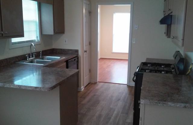 10437 Irongate Lane Gallery 2