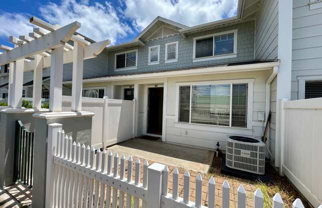 Spacious Townhouse with Central AC, Garage, and In-Unit Laundry photos photos