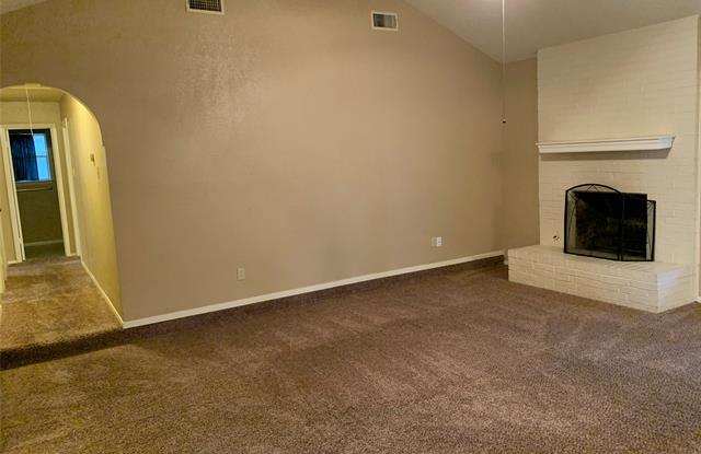 4302 Mossridge Court Gallery 3