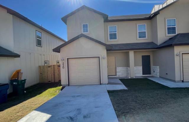 220 Peruna - 220 Peruna Drive, Marble Falls, TX 78654 220 Peruna - 220 Peruna Drive, Marble Falls, TX 78654