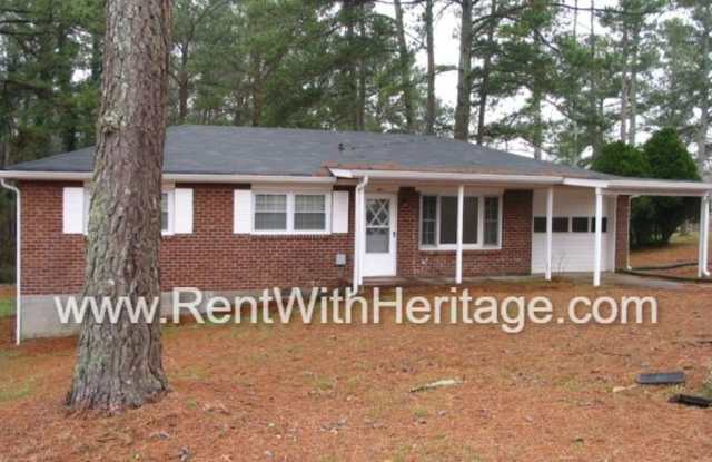 Great Brick Ranch / Harwood Floors / Huge Shop or Extra Storage / No Garage / Great Private Back Yard/ Great Location - 4332 Clare Lane, Lithia Springs, GA 30122