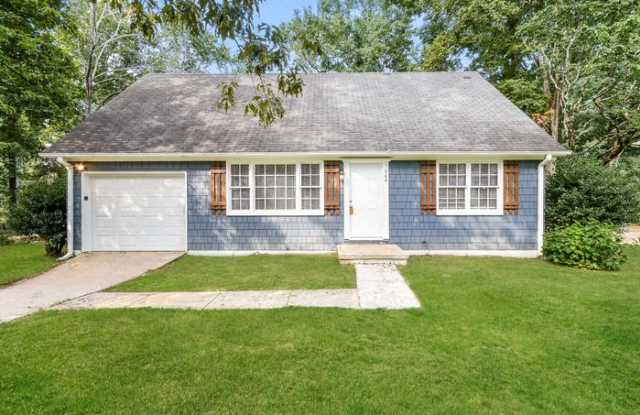 744 Vaughn Circle - 744 Vaughn Circle, Birmingham, AL 35235