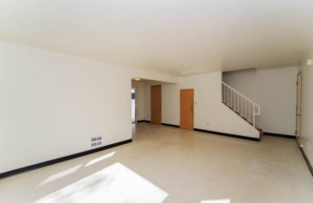 6518 Fleming Street Gallery 4