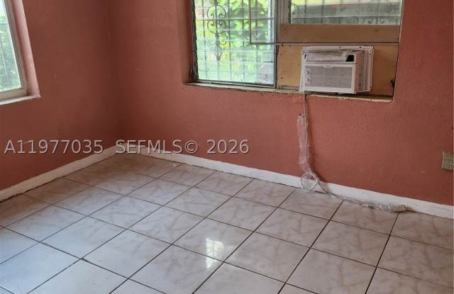 6950 NW 6th Ct Gallery 3