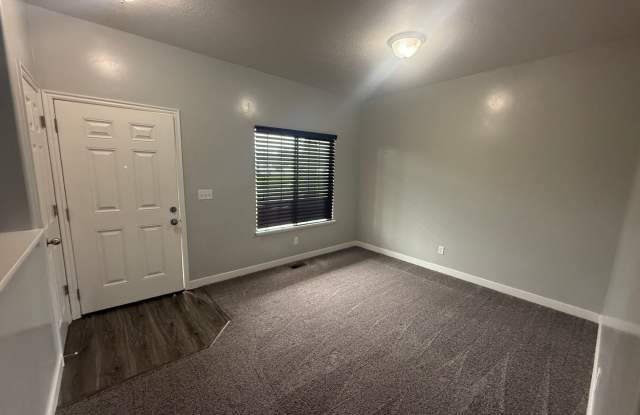 Beautiful Home in Sunset Haven Gallery 4