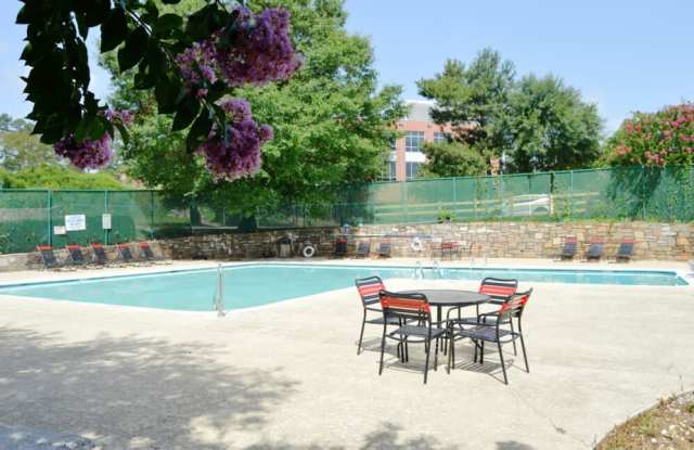 University Garden Apartment Homes photos photos