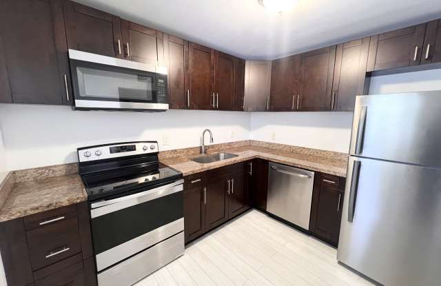 5510 LAKEWOOD CIR N UNIT 522 - 1 photos photos 5510 LAKEWOOD CIR N UNIT 522 - 1 photos photos