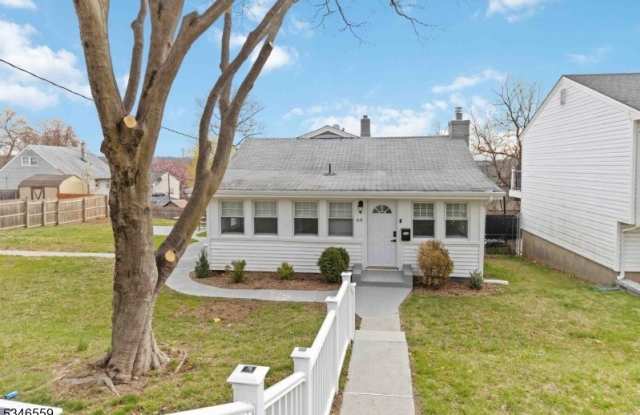 64 Dacotah Ave photos photos