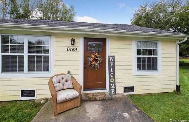 6149 WALDON Road - 6149 Waldon Road, Oakland County, MI 48346