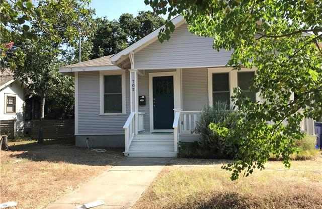 702 W 35th ST - 702 West 35th Street, Austin, TX 78705