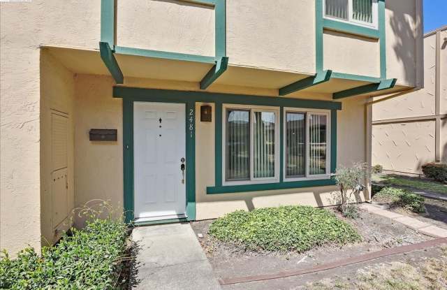 $1,000 MOVE IN SPECIAL!!! 4 Bedroom/ 3 Bathroom Townhouse in Hayward!! photos photos