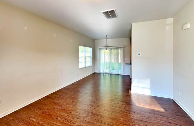 1218 Oak Haven Dr Gallery 2