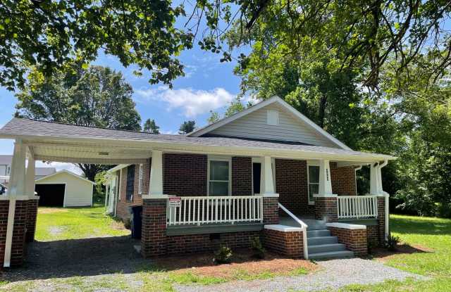 4943 DORIS STREET photos photos
