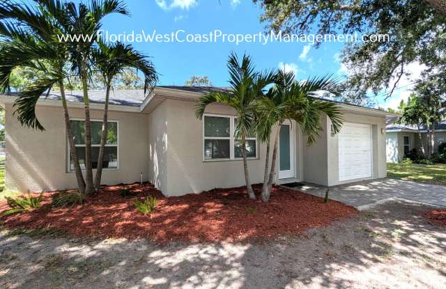 MODERN 3 BEDROOM SARASOTA HOME WITH SUPER LOCATION! FENCED YARD! PRE LEASING FOR DECEMBER! Gallery 1