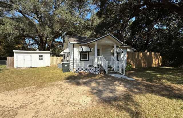 Pensacola - 32503 - 2 bedroom, 2 bathroom - 136 Cummings Road, Brent, FL 32503