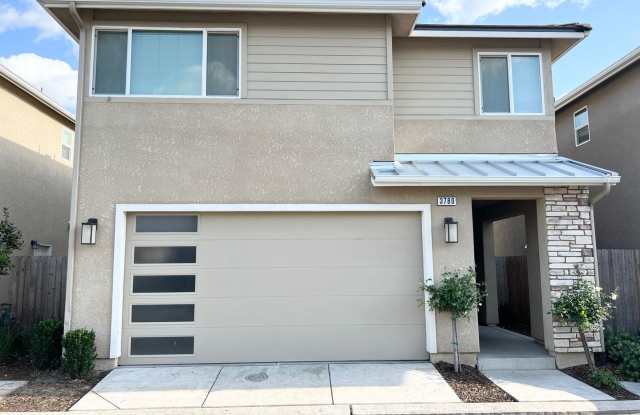 3-Bed, 2.5-Bath Wilson Home in the Elevations Gated Community photos photos