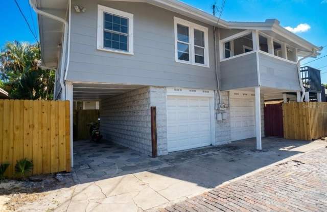 2715 1/2 2ND AVENUE S photos photos