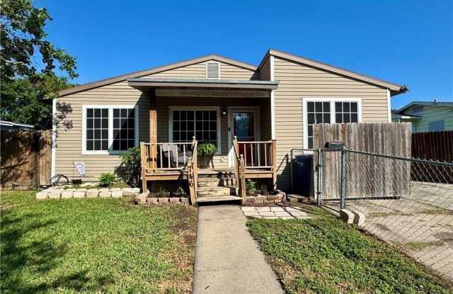 746 Lansdown Drive photos photos