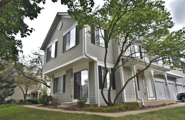370 Sandhurst Lane Gallery 1