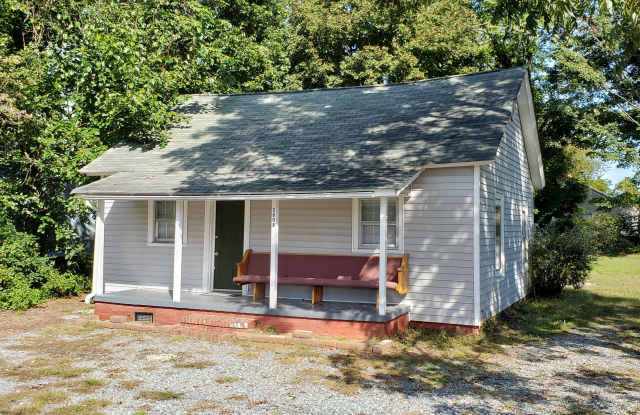 3808 Clifton Rd photos photos