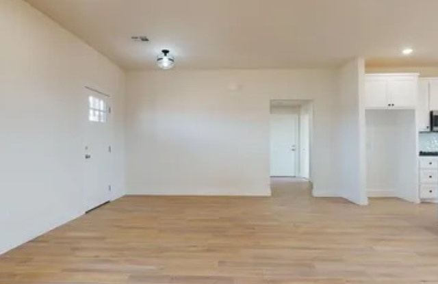 12031 Northeast Stone Ridge Lane Gallery 4