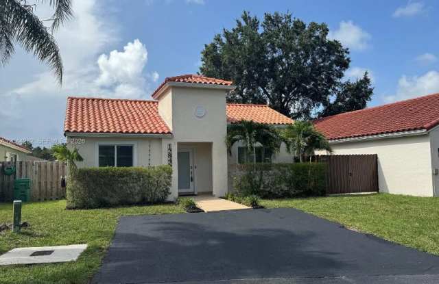 12845 SW 150th Ter Gallery 1