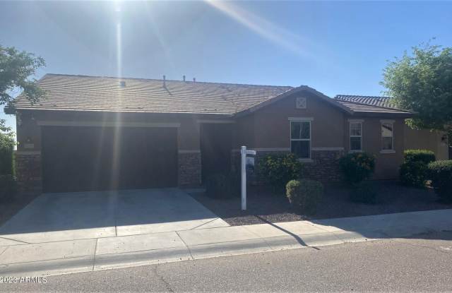 6710 S 76TH Drive - 6710 South 76th Drive, Phoenix, AZ 85339
