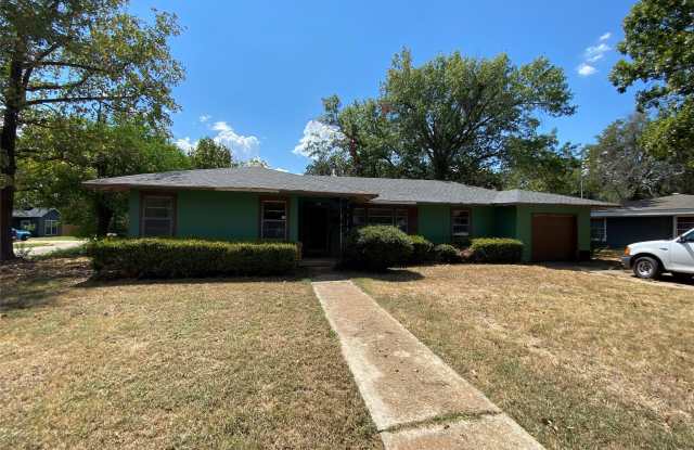 501 W Terrell Avenue Gallery 2