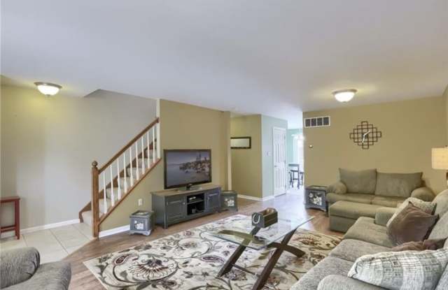 214 Castle Creek Drive Gallery 4