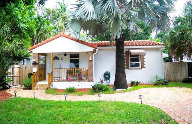 513 SW 13th St - 513 Southwest 13th Street, Fort Lauderdale, FL 33315