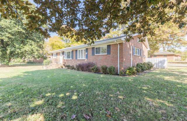 4408 Oak Drive - 4408 Oak Drive, Charlotte, NC 28269