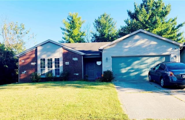 2853 GREENVIEW Way - 2853 Greenview Way, Indianapolis, IN 46229