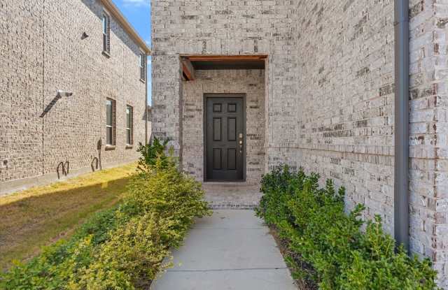1012 Portina Drive Gallery 2