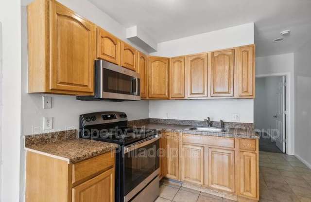 1621 W Montgomery Ave. photos photos