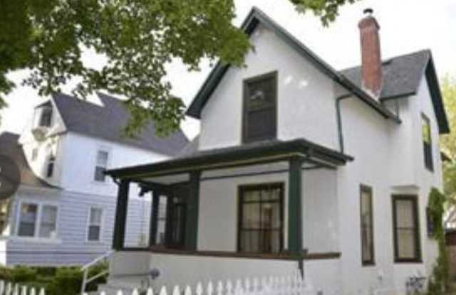 2525 Aldrich Ave # W2 - 2525 Aldrich Avenue South, Minneapolis, MN 55405